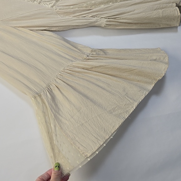 Free People Flowy Bell Sleeve Top - Size Medium - Picture 3 of 14